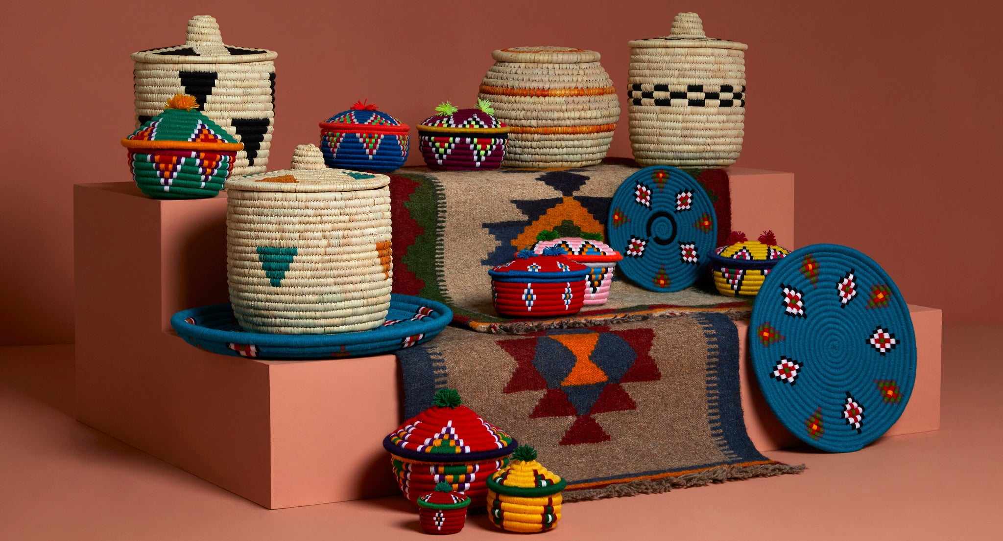 Decorative handcrafted baskets woven by artisans in Persia – Zan